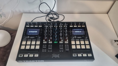 Native instruments traktor - instruments,